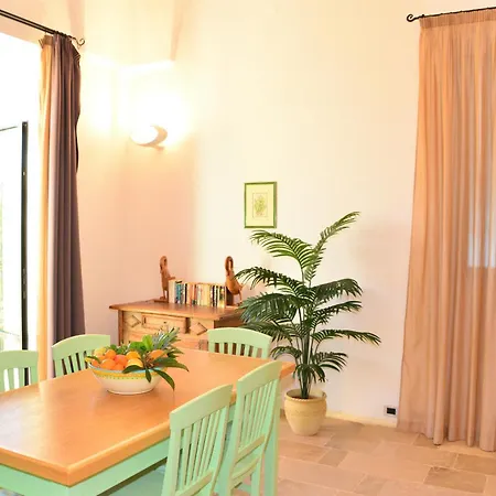 Old House Holiday home Patu